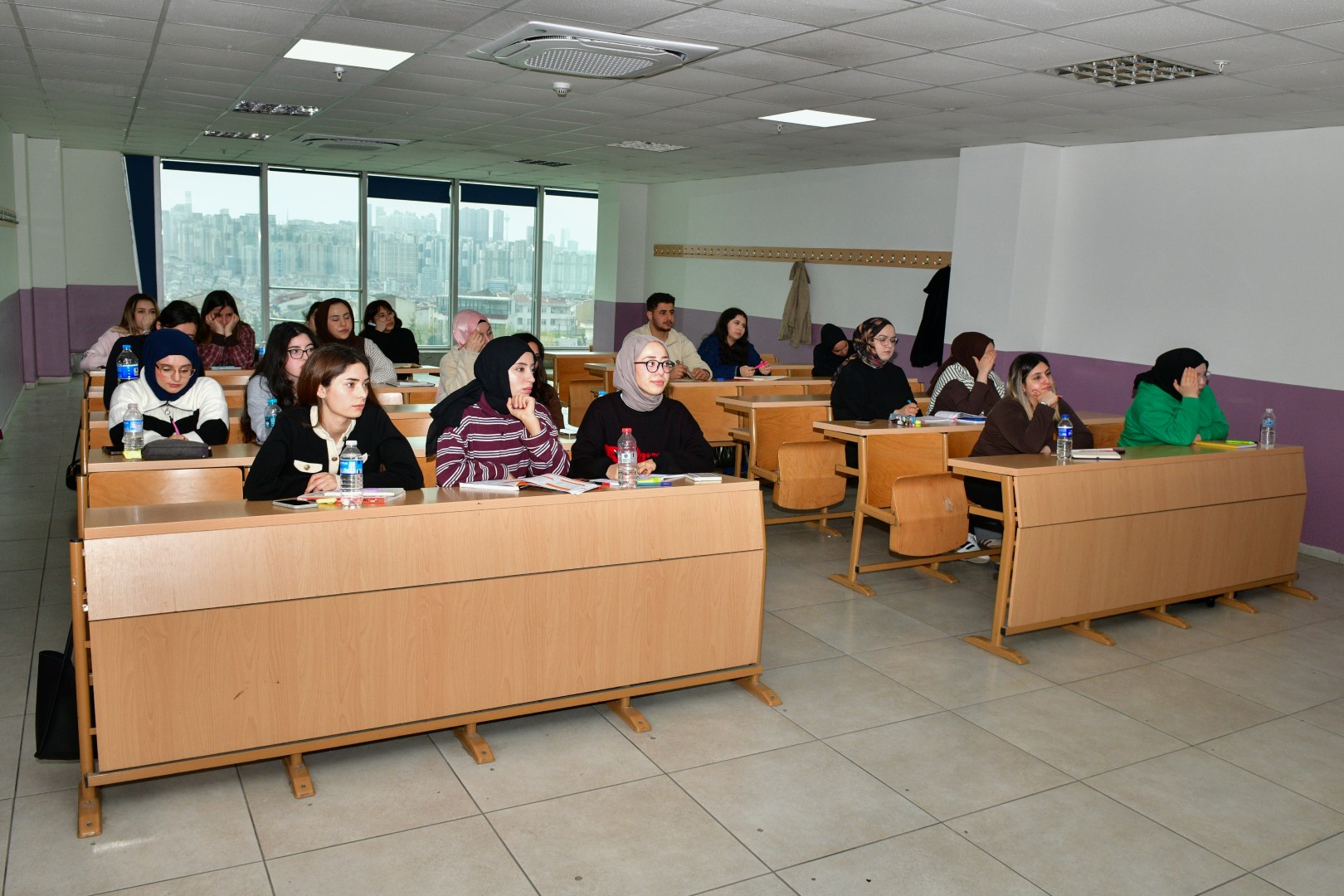 Esenyurt’ta Ücretsiz KPSS ve DGS Kursları Başladı!