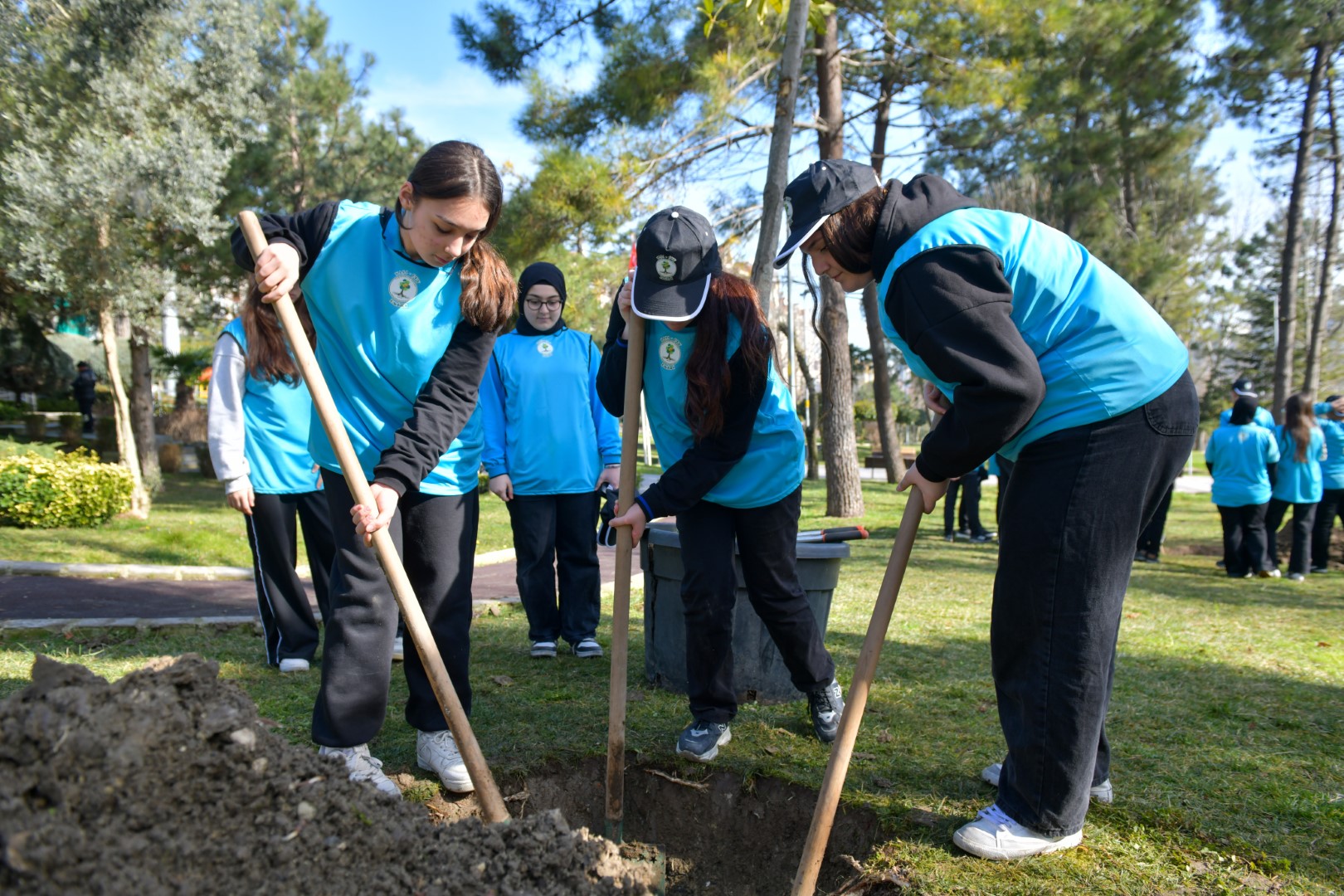 Esenyurtlu Gençlere Çevre Bilinci Aşılandı!