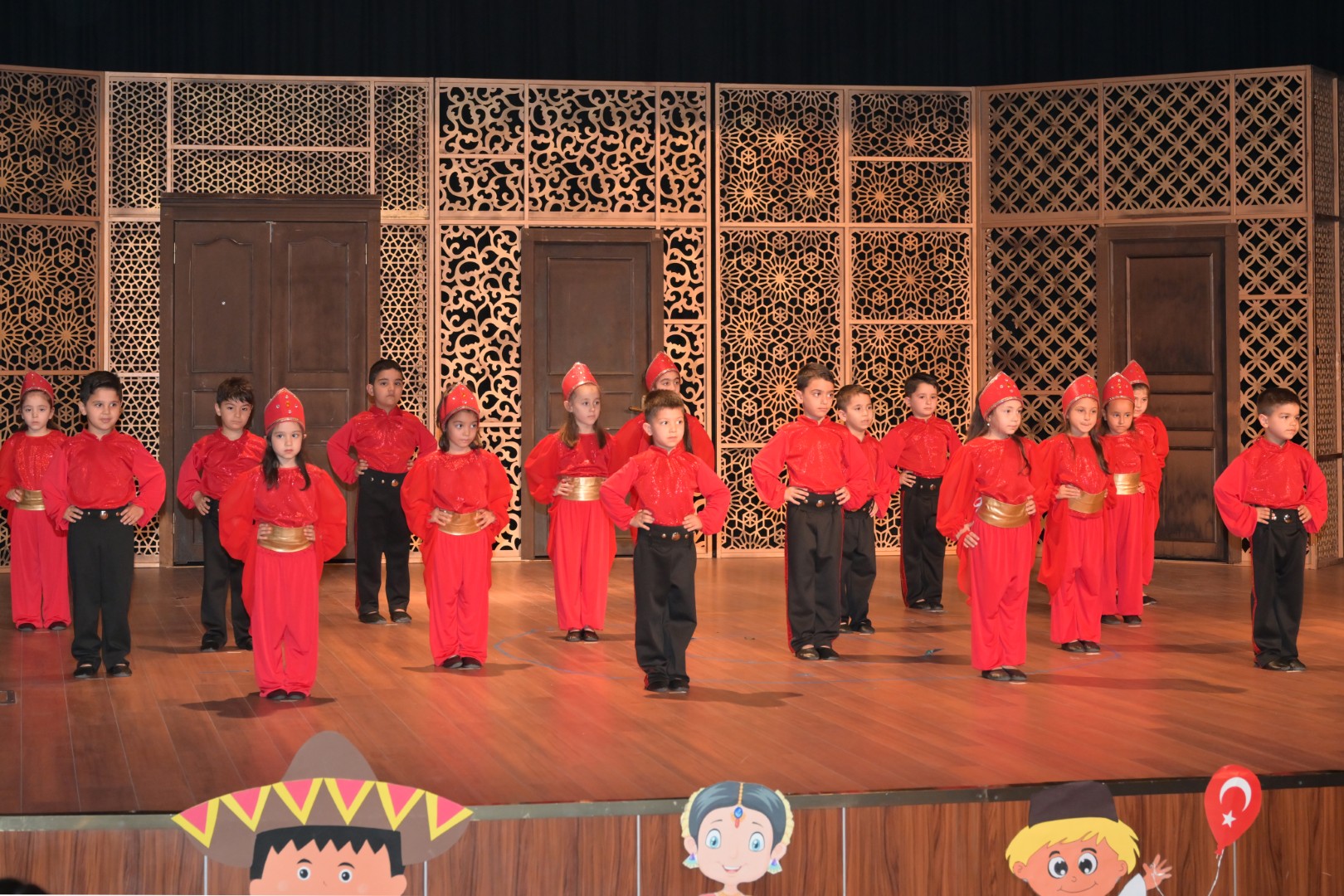 Başkan Vekili Aksoy Kreşli Miniklerin Mezuniyet Heyecanına Ortak Oldu