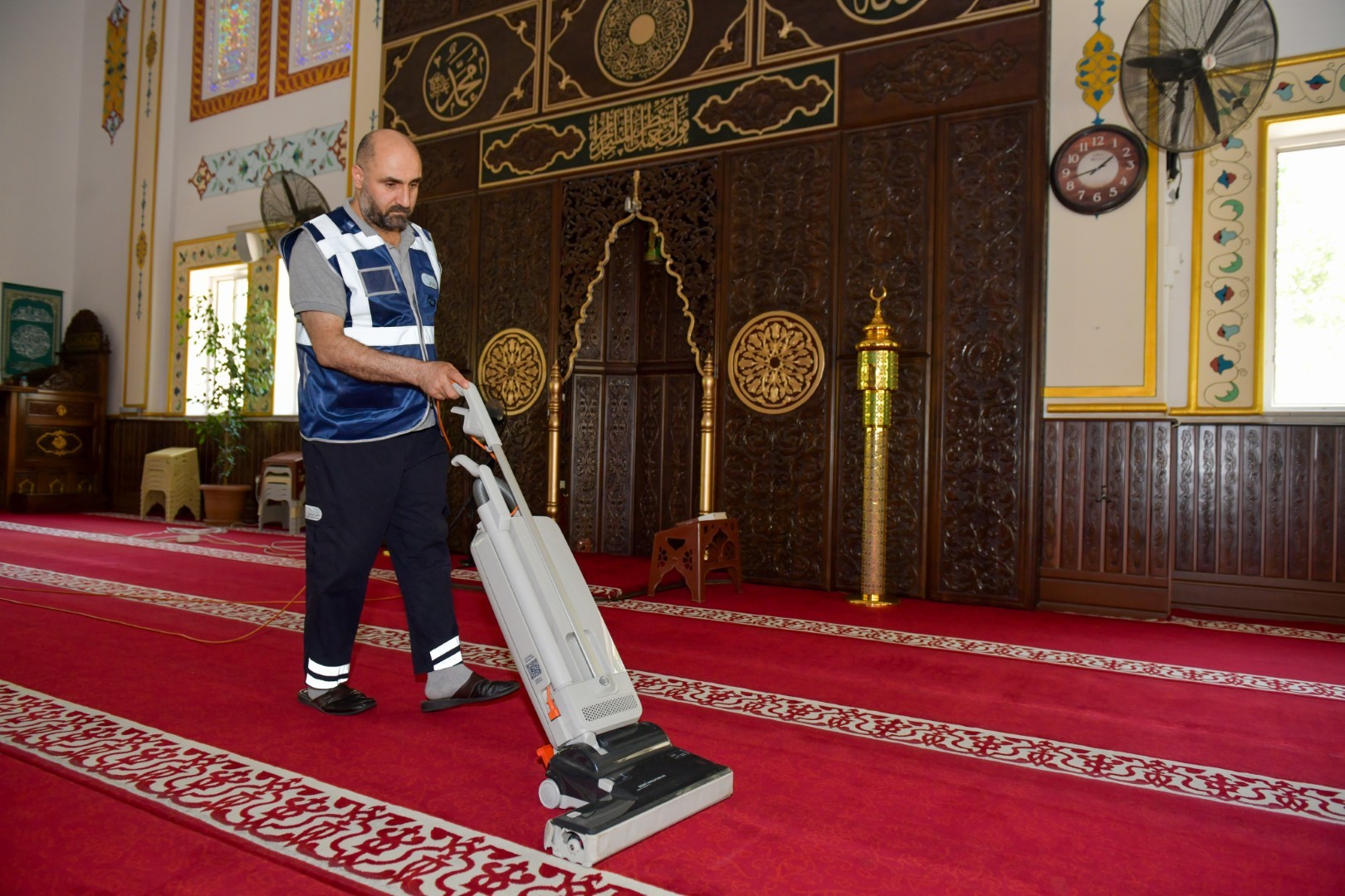 Esenyurt Belediyesi’nden Kurban Bayramı Öncesi Temizlik Seferberliği