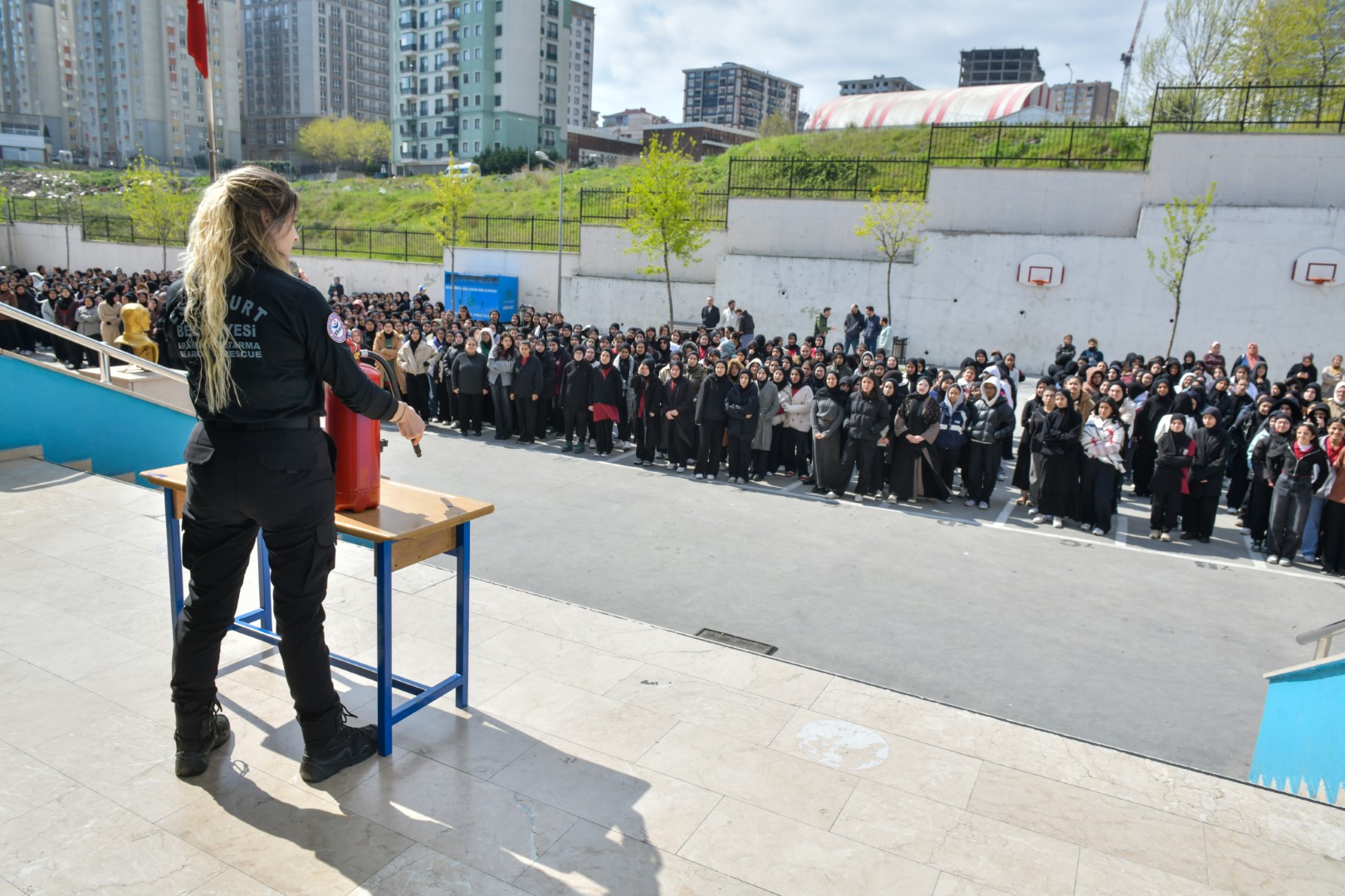 Esenyurt Belediyesinden 950 Öğrenciye Afet Bilinci Eğitimi 