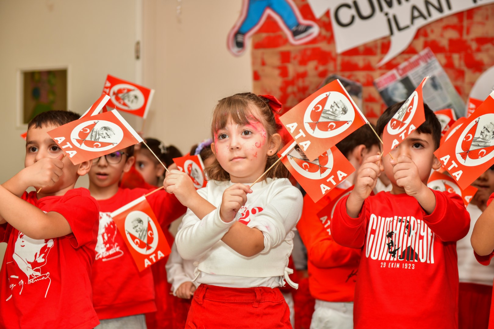 Esenyurt’ta 29 Ekim Coşkuyla Kutlanıyor!