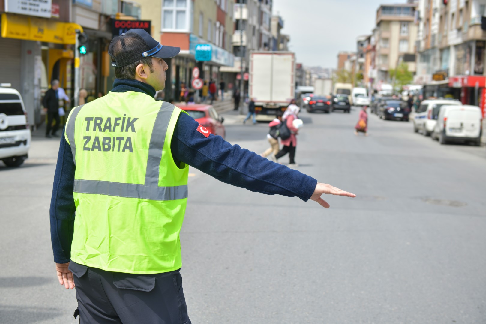 Esenyurt Belediyesinden Öğrenciler için Güvenli Geçiş Önlemi