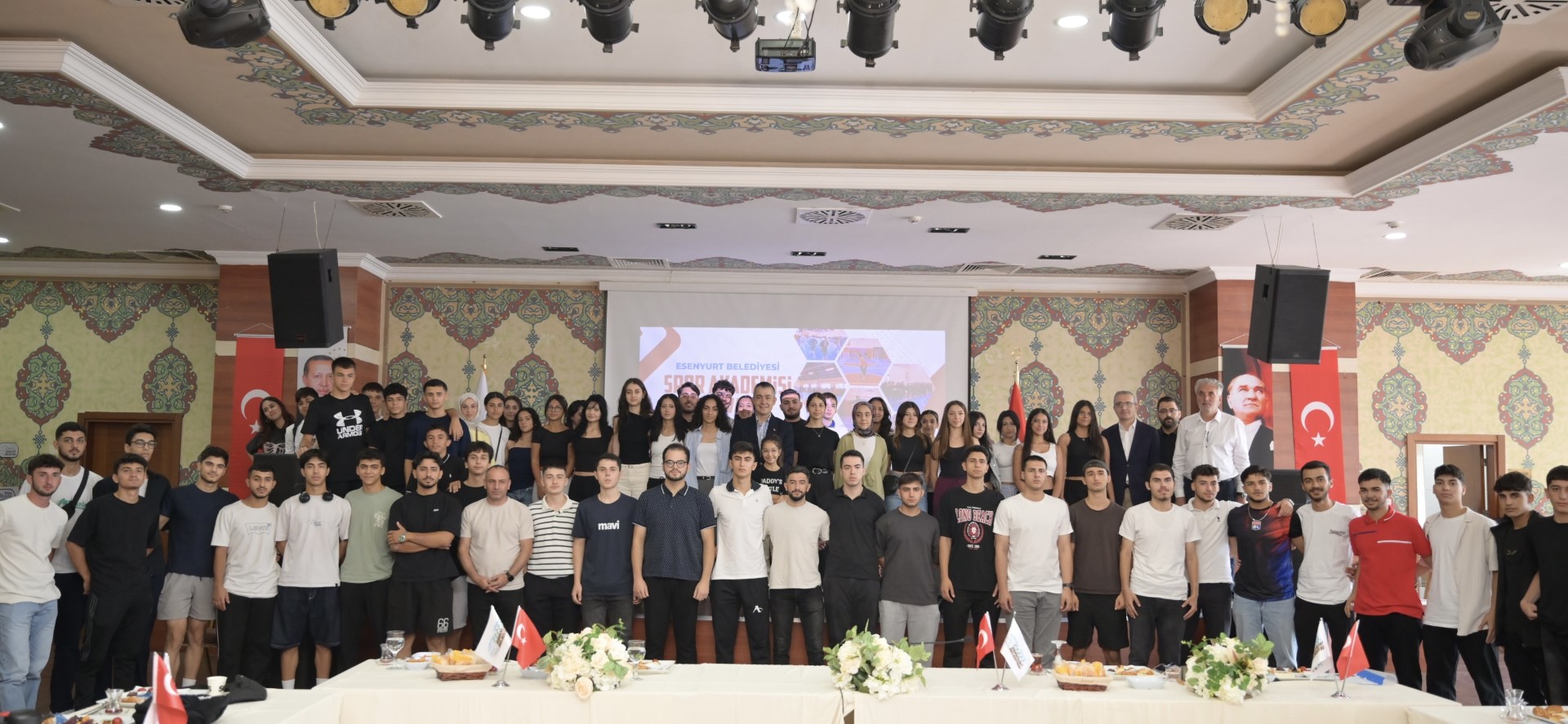 Başkan Vekili Can Aksoy, Spor Akademisi Öğrencileriyle Bir Araya Geldi