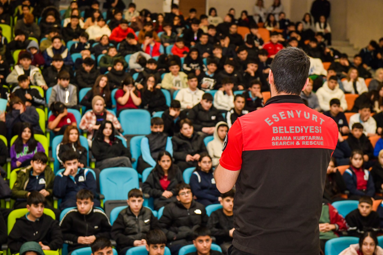 Esenyurt Belediyesinden 104 Bin 597 Öğrenciye Afet Bilinci Eğitimi!