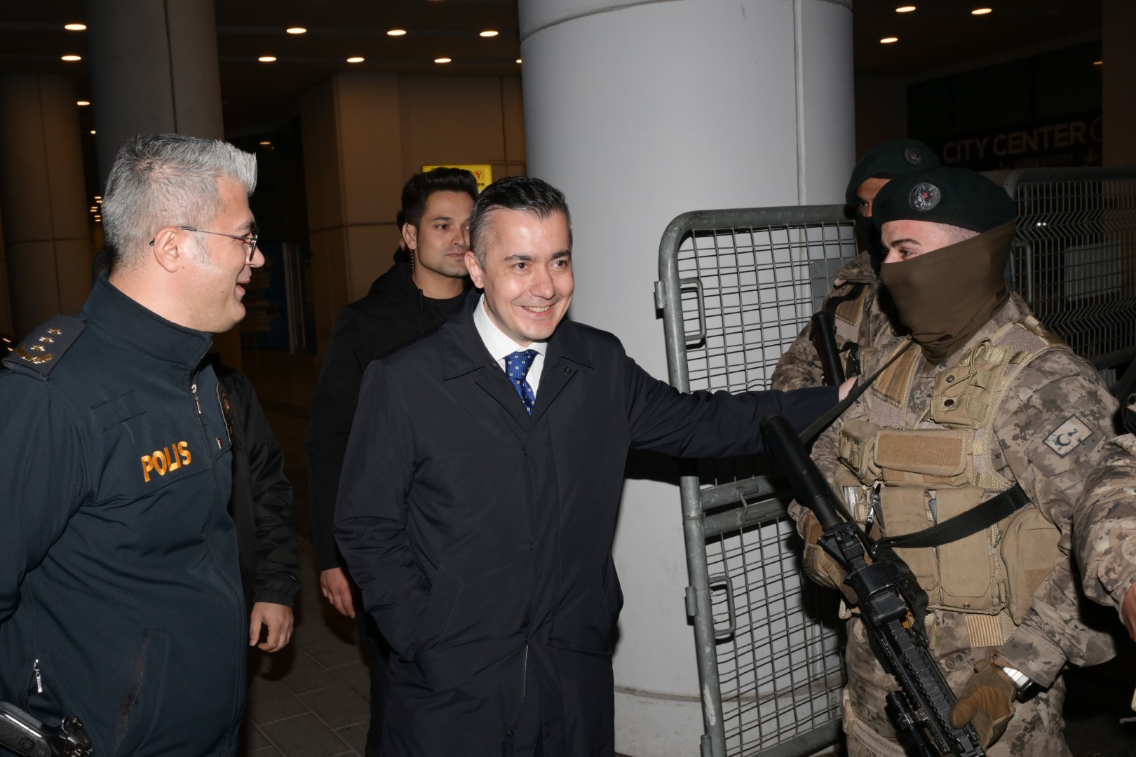 Esenyurt Belediye Başkan Vekili Can Aksoy: Tüm ekiplerimizle Gece Boyunca Sahadayız!