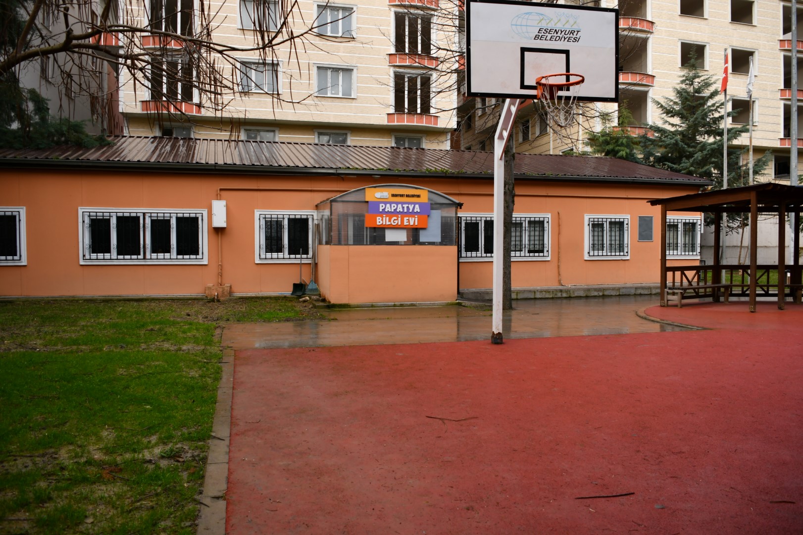 PAPATYA BİLGİ EVİ PARKI